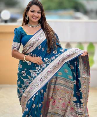 Teal elegant art silk woven saree with rich zari border 4