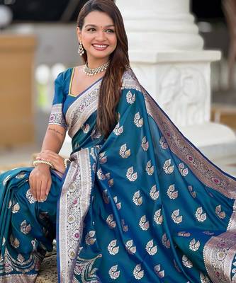 Teal elegant art silk woven saree with rich zari border 5