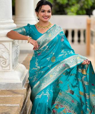 Rama green elegant art silk woven saree with rich zari border 3