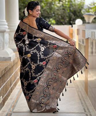 Black elegant art silk woven saree with rich zari border 2