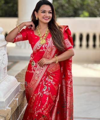 Red elegant art silk woven saree with rich zari border 4