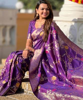 Wine elegant art silk woven saree with rich zari border 5