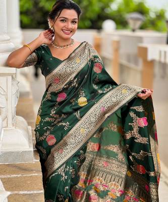 Green elegant art silk woven saree with rich zari border 4