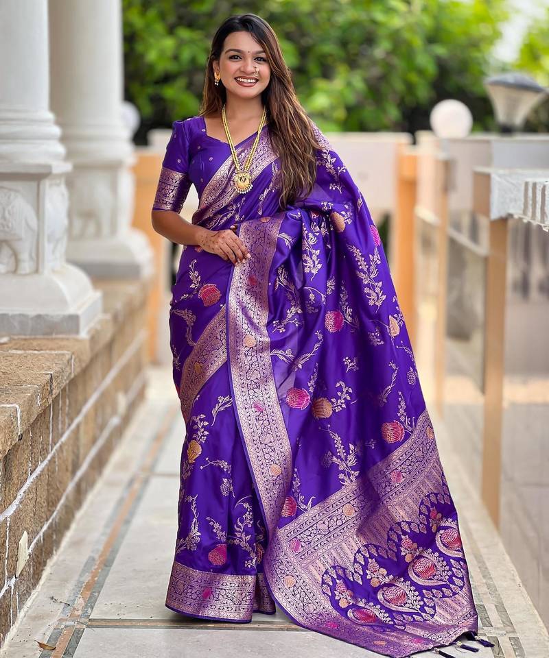 Purple elegant art silk woven saree with rich zari border