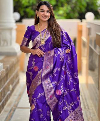 Purple elegant art silk woven saree with rich zari border 4