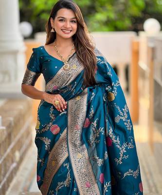 Teal elegant art silk woven saree with rich zari border 4