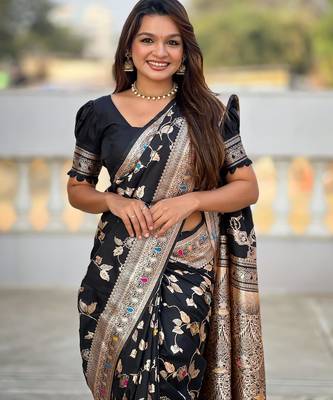Black elegant art silk woven saree with rich zari border 4
