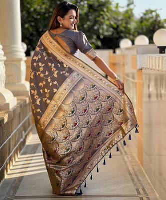 Grey elegant art silk woven saree with rich zari border 2