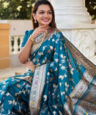 Turquoise elegant art silk woven saree with rich zari border 5