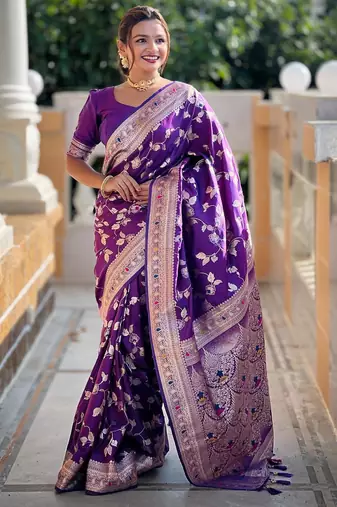 Purple elegant art silk woven saree with rich zari border