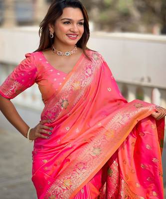 Pink elegant art silk woven saree with rich zari border 4