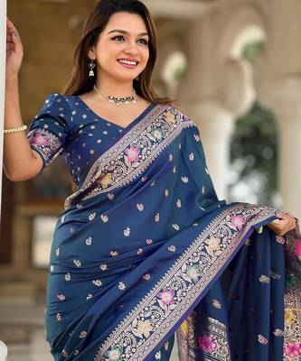 Turquoise elegant art silk woven saree with rich zari border 3