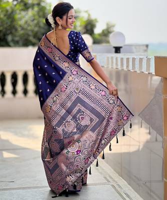 Navy blue elegant art silk woven saree with rich zari border 2