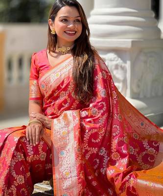 Pink elegant art silk woven saree with rich zari border 5