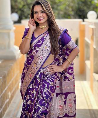 Purple elegant art silk woven saree with rich zari border 4