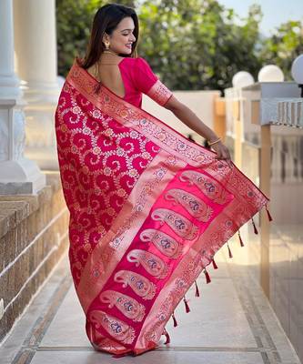 Pink elegant art silk woven saree with rich zari border 2