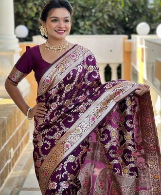 Wine elegant art silk woven saree with rich zari border 4