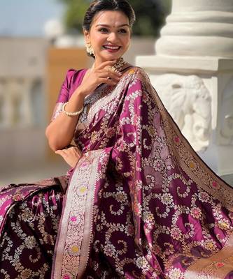 Wine elegant art silk woven saree with rich zari border 5