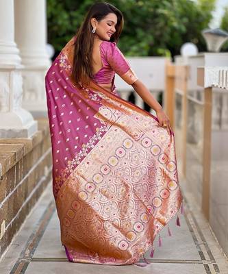 Onion pink elegant art silk woven saree with rich zari border 2