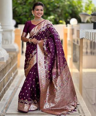 Wine elegant art silk woven saree with rich zari border 1