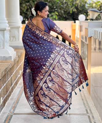 Dark blue elegant art silk woven saree with rich zari border 2