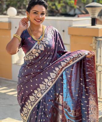 Dark blue elegant art silk woven saree with rich zari border 3
