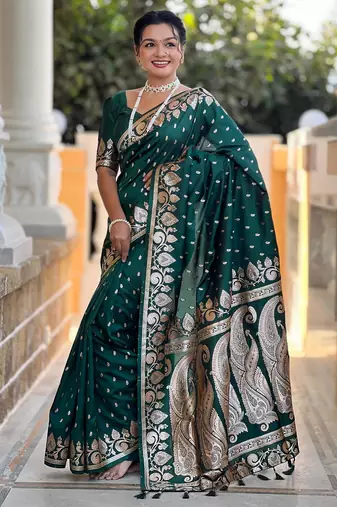 Green elegant art silk woven saree with rich zari border