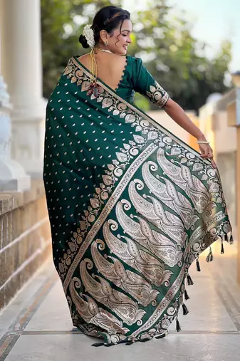 Green elegant art silk woven saree with rich zari border