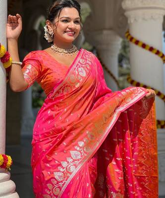 Pink elegant art silk woven saree with rich zari border 3