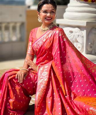 Pink elegant art silk woven saree with rich zari border 5