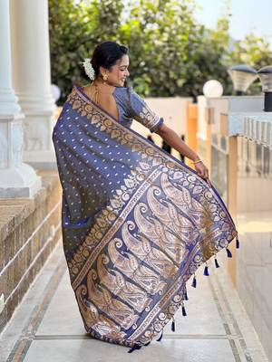 Grey elegant art silk woven saree with rich zari border 2
