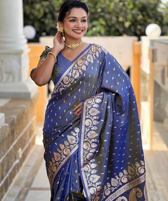 Grey elegant art silk woven saree with rich zari border 3