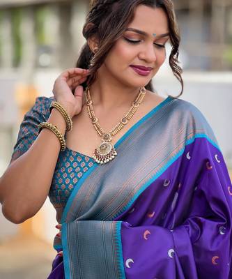 Purple elegant art silk woven saree with rich zari border 4