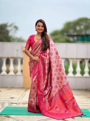 Pink elegant art silk woven saree with rich zari border 1