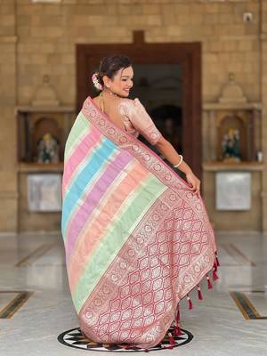Maroon elegant art silk woven saree with rich zari border 2