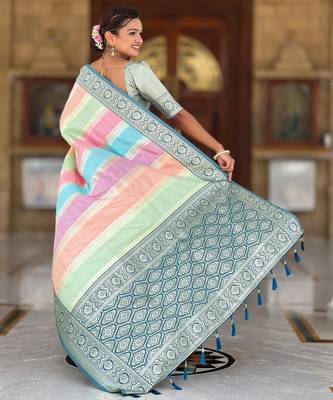 Turquoise elegant art silk woven saree with rich zari border 2