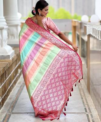 Pink elegant art silk woven saree with rich zari border 2