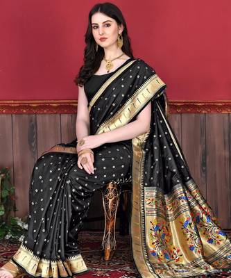 Black elegant art silk woven saree with rich zari border 3