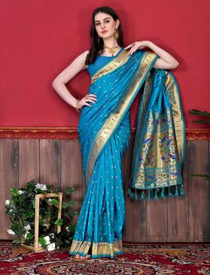 Turquoise elegant art silk woven saree with rich zari border 2