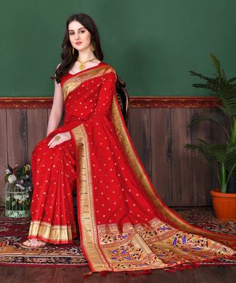 Red elegant art silk woven saree with rich zari border 3