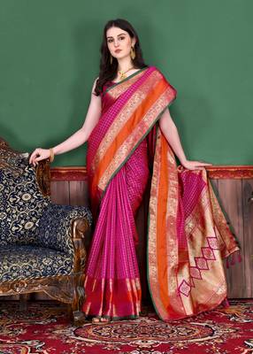 Pink elegant art silk woven saree with rich zari border 2