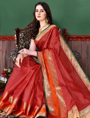 Red elegant art silk woven saree with rich zari border 3