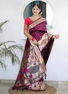Wine elegant art silk woven saree with rich zari border 3