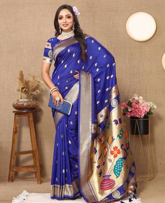Blue elegant art silk woven saree with rich zari border 3