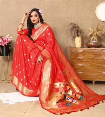 Red elegant art silk woven saree with rich zari border 3