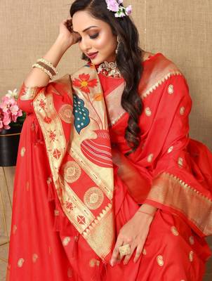 Red elegant art silk woven saree with rich zari border 4