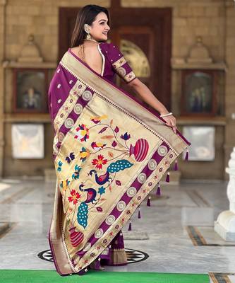 Wine elegant art silk woven saree with rich zari border 2