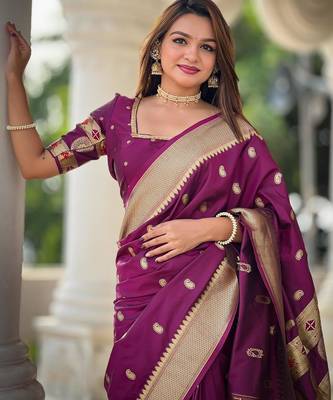 Wine elegant art silk woven saree with rich zari border 4