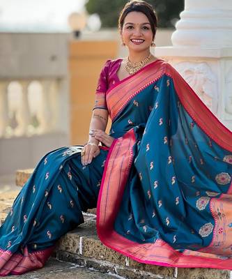 Turquoise elegant art silk woven saree with rich zari border 5