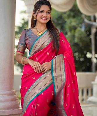 Pink elegant art silk woven saree with rich zari border 4